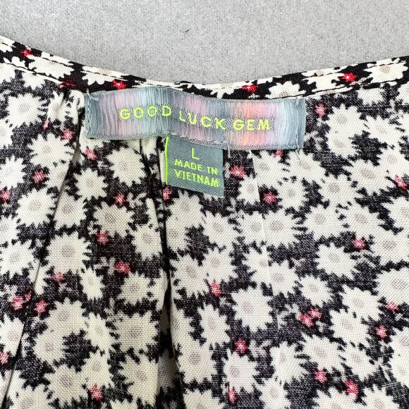 🌼 Super cute floral peplum crop top! 🌼 - Picture 5 of 8